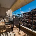 דירה Spartan 5th Floor