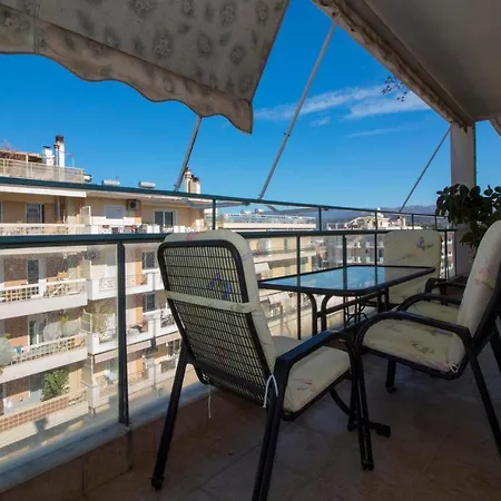 Spartan 5th Floor Apartment *