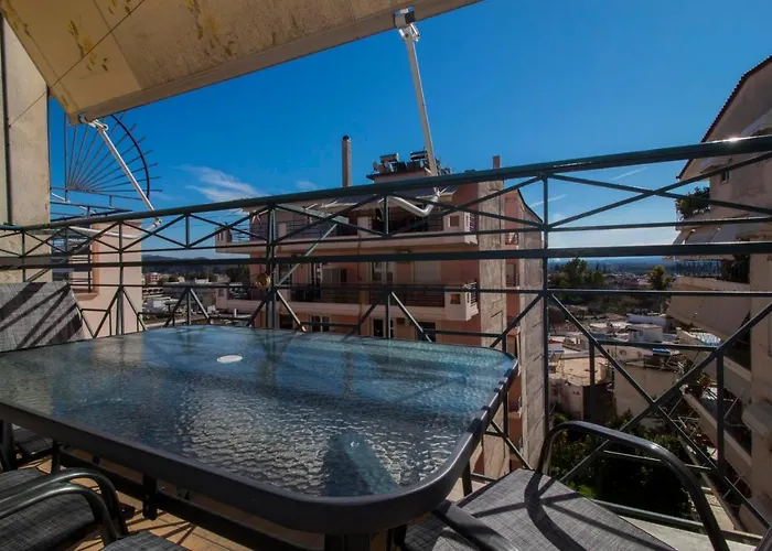 Apartment Spartan 5th Floor